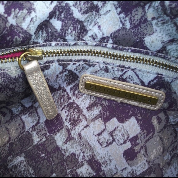 Elliott Lucca leather cross body bag - Picture 4 of 5